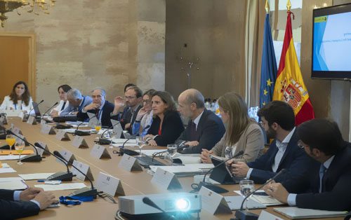 西班牙、葡萄牙和法國同意加強可再生能源合作